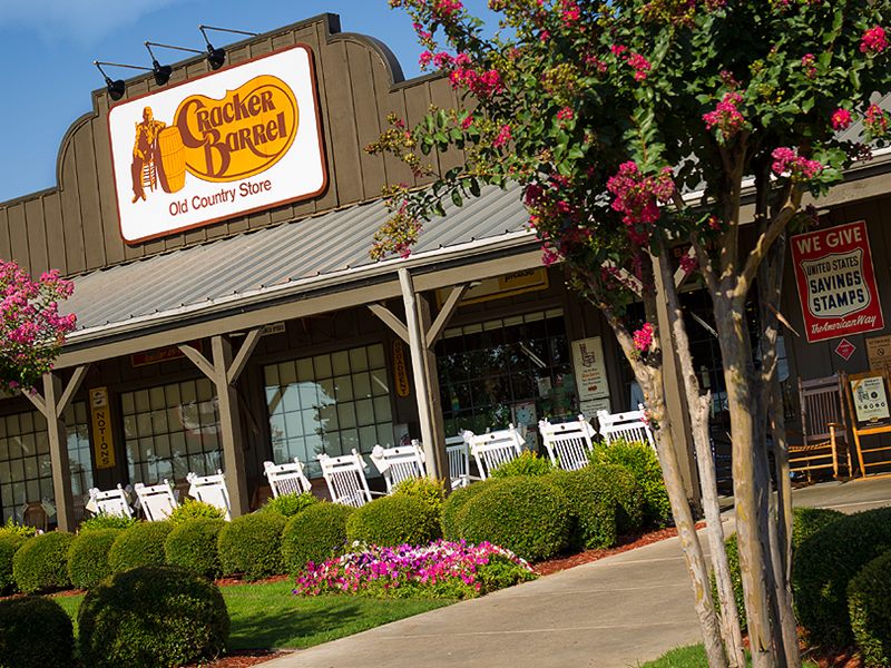 Cracker Barrel Old Country Store exterior